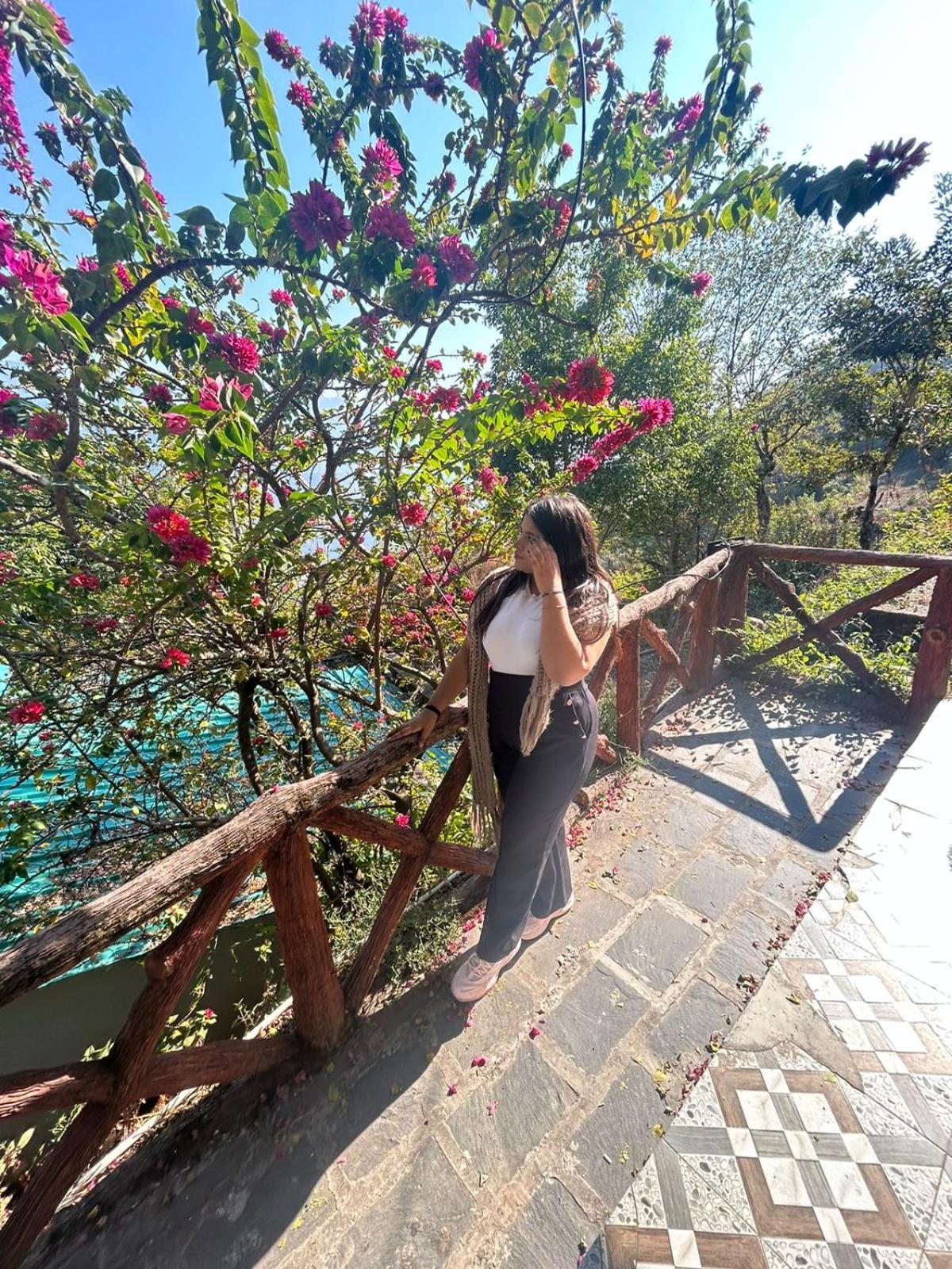 แอสทรัล สปา แอนด์ รีสอร์ต Hotel ริชิเคช ภายนอก รูปภาพ